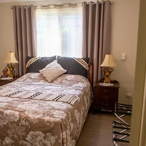 Bed & Breakfast Ascot On Swan ****